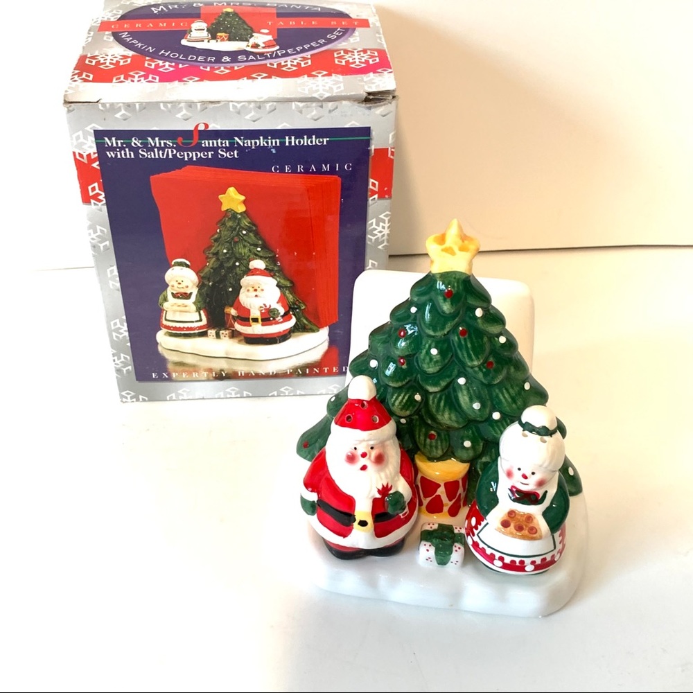 Vintage MR. & MRS. SANTA Napkin & Salt/Pepper Set